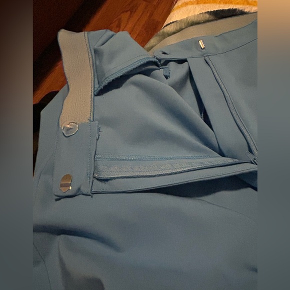 Ruby Rd. Blue Cropped Pants - Picture 4 of 7